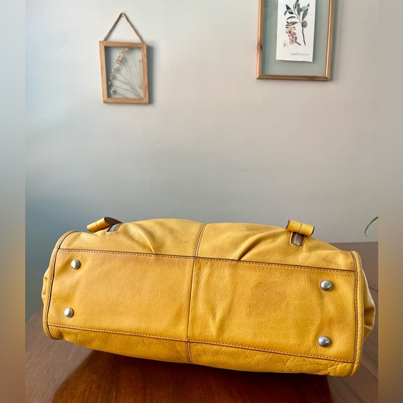B. Makowsky Mustard Yellow Handbag, Very Good Used Condition - Picture 7 of 12